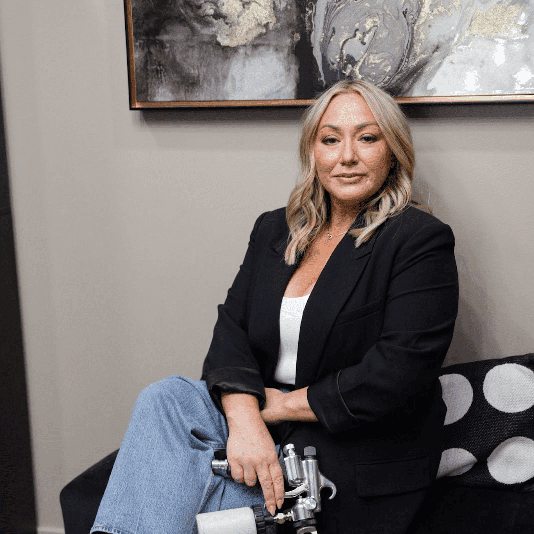 Portrait of Kristen Spagnolo, a professional stylist at MixxHouse Salon, showcasing their expertise and style.